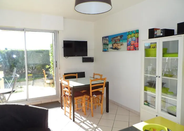 T2 Avec Jardin, Proche Centre Et De Cabourg, Parking Inclus - Fr-1-487-295 Cabourg