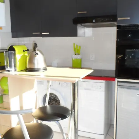 Apartmán T2 Avec Jardin, Proche Centre Et De Cabourg, Parking Inclus - Fr-1-487-295 *